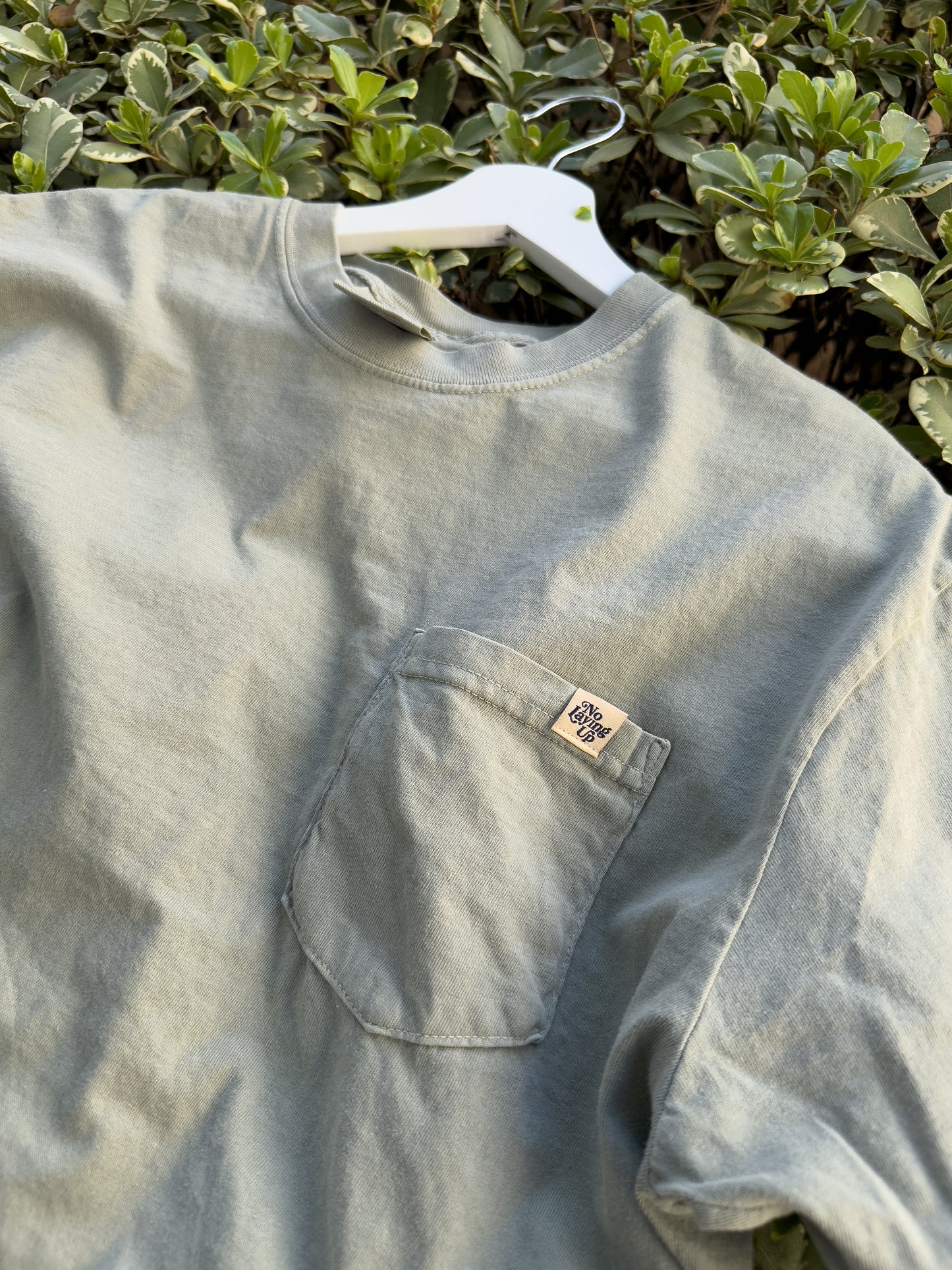 No Laying Up Minimalist Pocket T-shirt | Sandstone